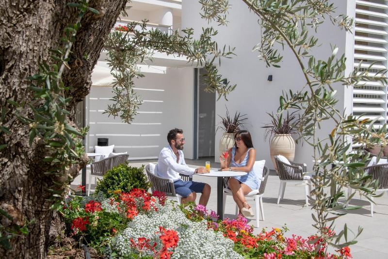Mangia'S Himera Resort Campofelice Di Roccella Exterior photo