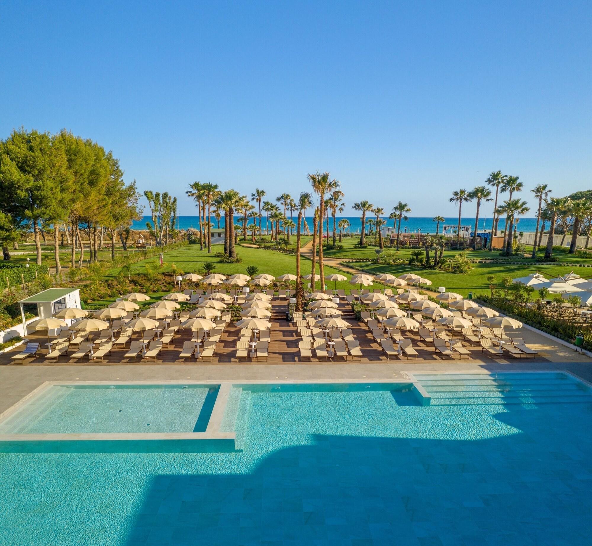 Mangia'S Himera Resort Campofelice Di Roccella Exterior photo
